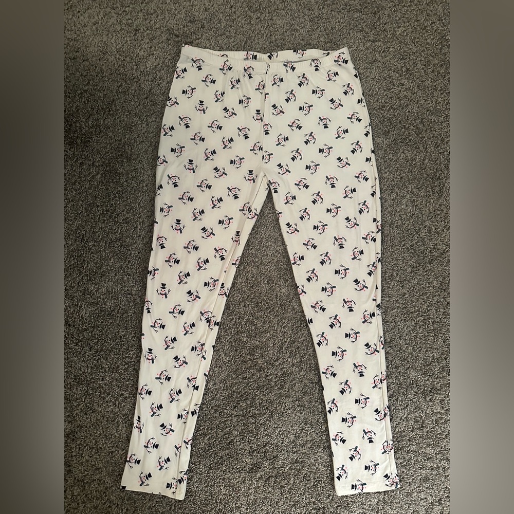 Kohls: “IJAK: it’s just a kiss” snowman pattern leggings